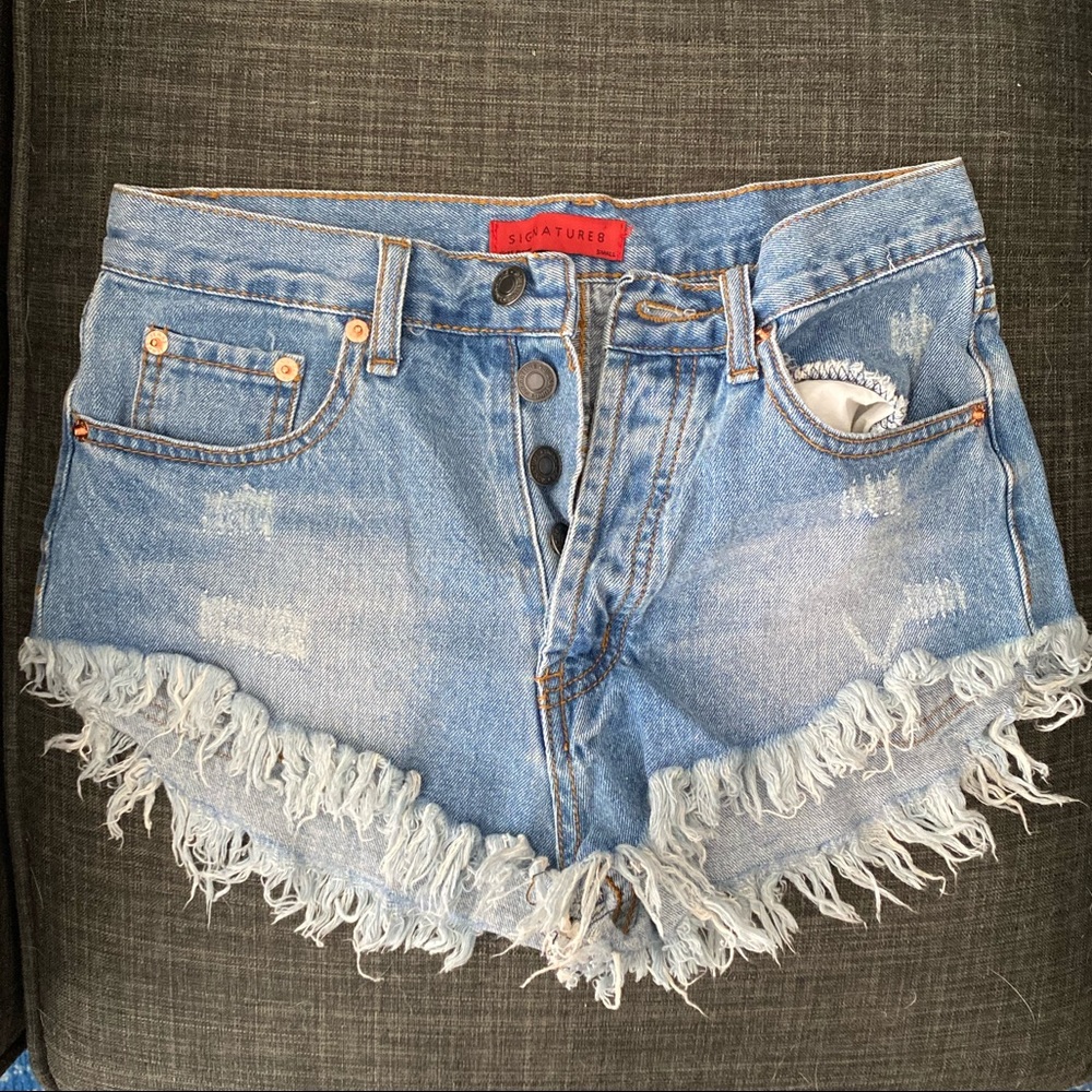 High Waisted Frayed Jean Shorts